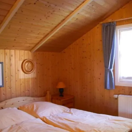 4 Personen Ebenerdiges, Barrierefreies In Erster Reihe Zum In Ferienhaus *