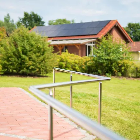 4 Personen Ebenerdiges, Barrierefreies In Erster Reihe Zum In Prázdninový dům